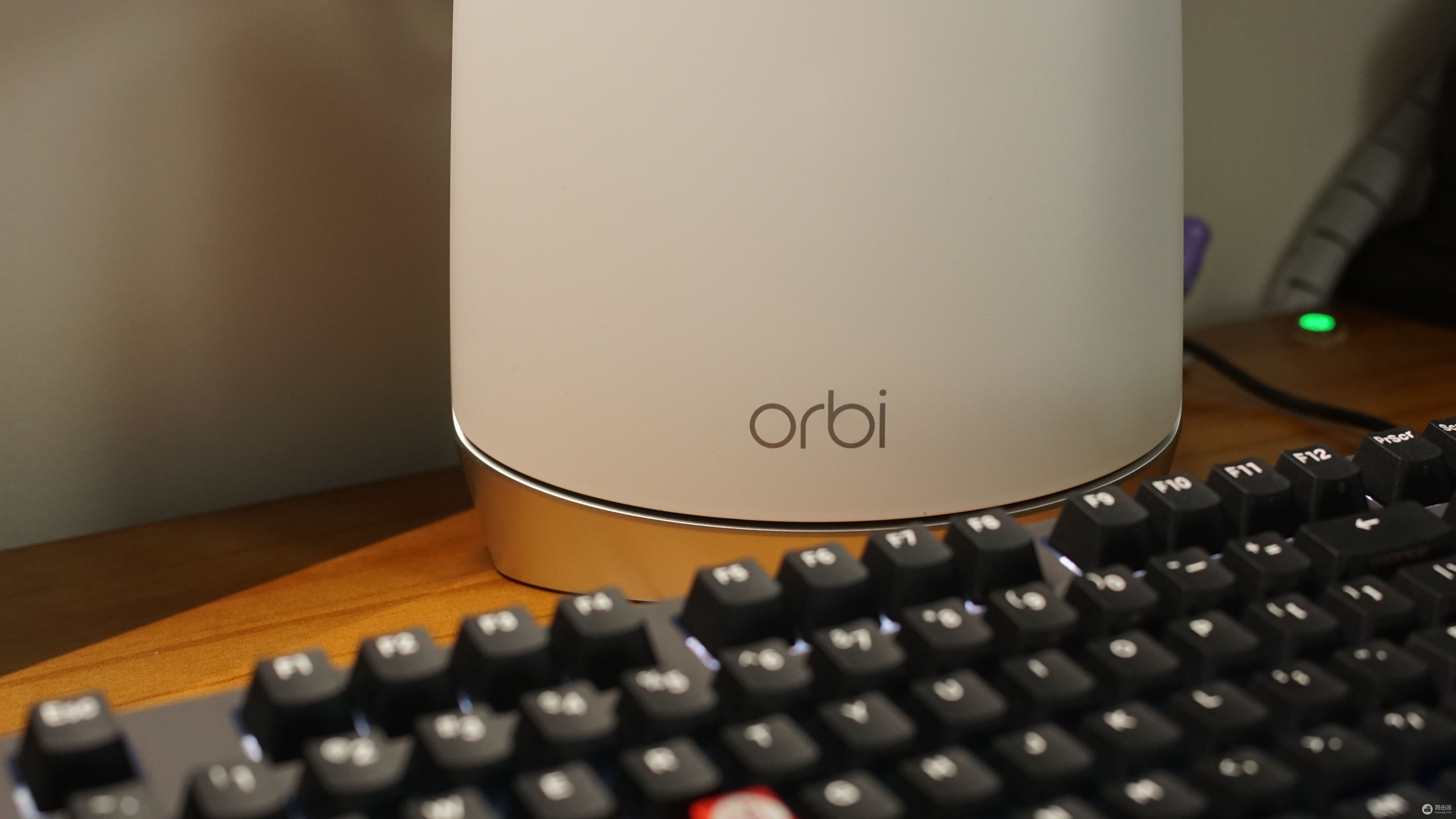 告别龟速WiFi！打造全屋WiFi6—网件Orbi 、领势MX4200 Mesh对比