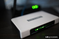 教你给路由器装上电池(教你给路由器装上电池灯)