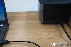 笔记本电脑怎么连接投影仪的方法(电脑如何设置投影仪)