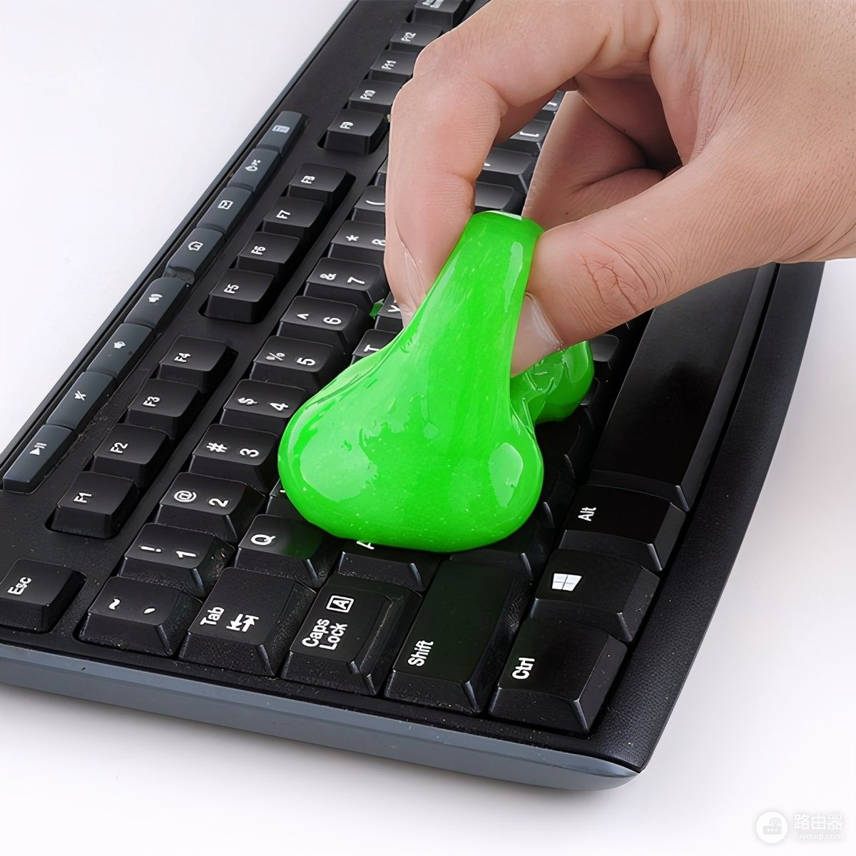 电脑键盘怎么清洗(如何清理笔记本电脑键盘)