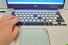 电脑支架怎么选(站立式电脑支架应该怎么选)