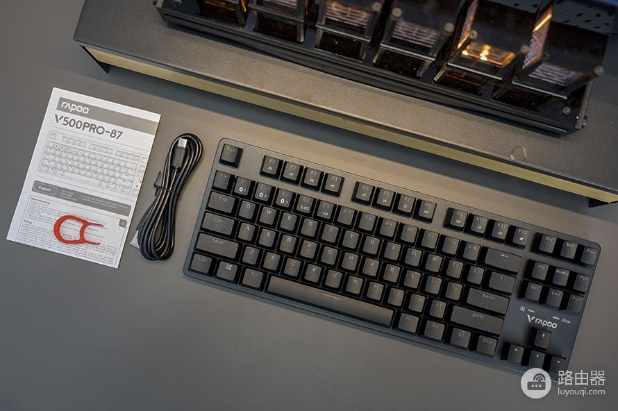 雷柏V500 PRO-87多模版机械键盘评测：小巧实用 性价比之选
