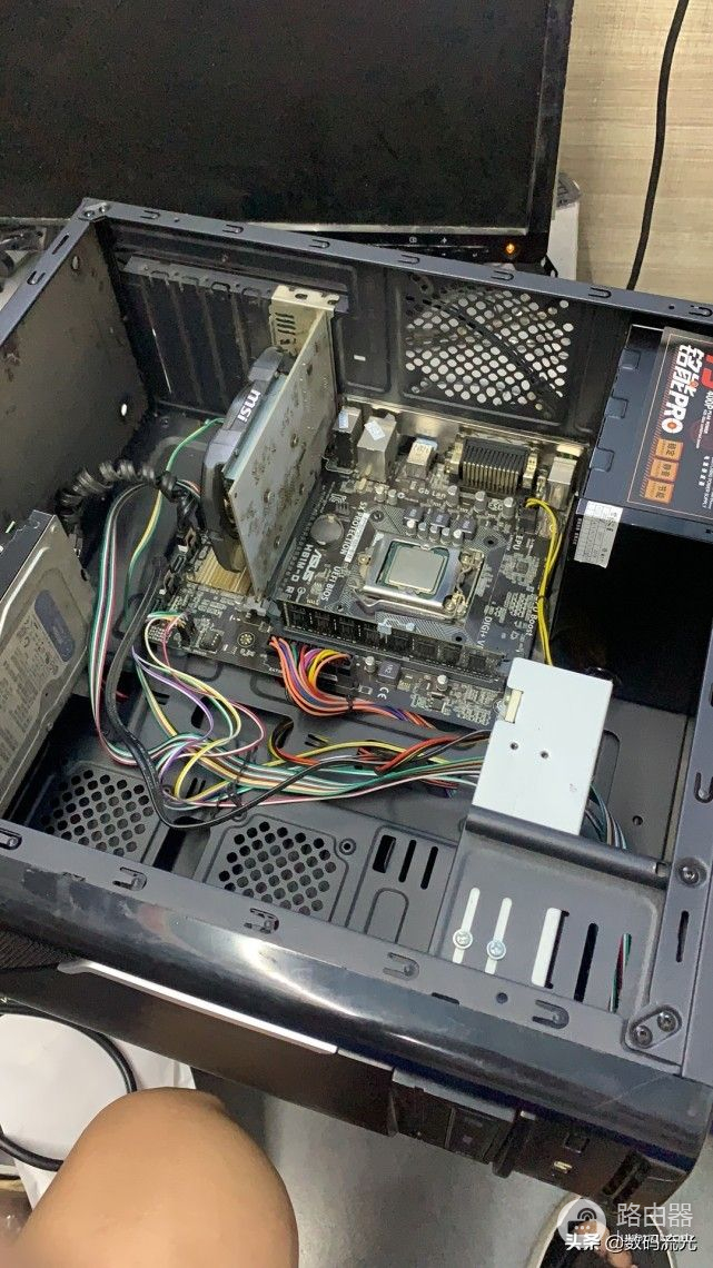 真是千年一遇的电脑故障，电脑不开机是CPU坏了，客户：别骗我
