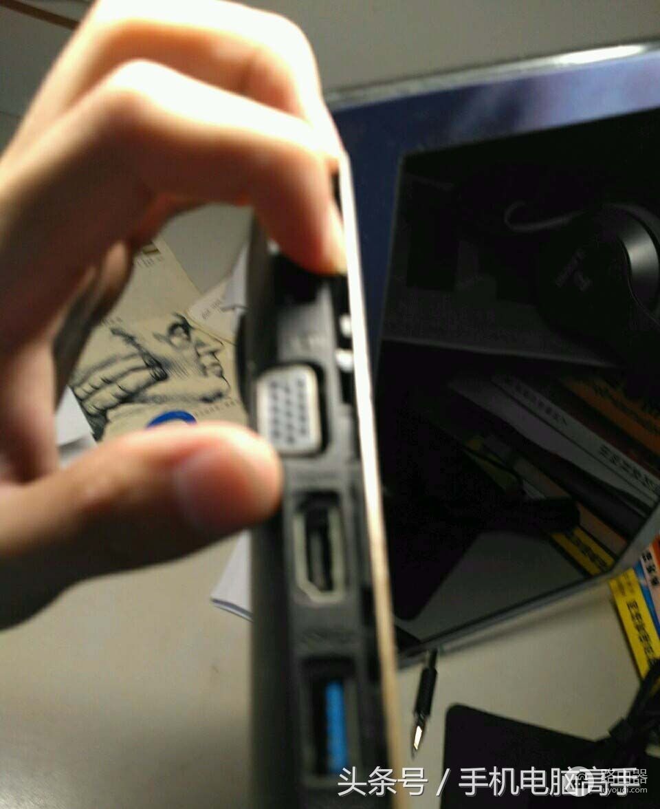 华硕A555L笔记本怎么拆机(如何拆华硕电脑)