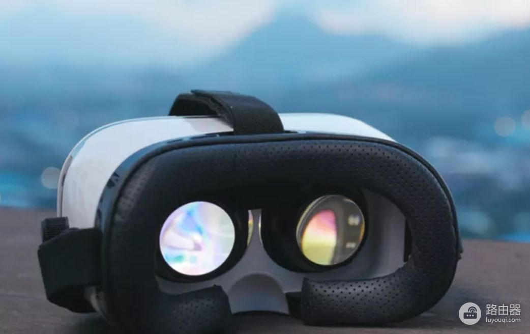 教你选一款游戏用VR设备(vr游戏用什么设备)