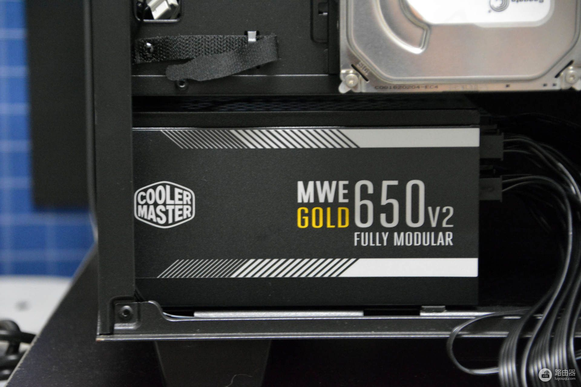 650W电源适配中端平台够用吧？酷冷至尊MWE Gold v2体验，潜力满满