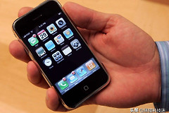 如果没有iPhone的横空出世，如今的手机将会变成什么样？