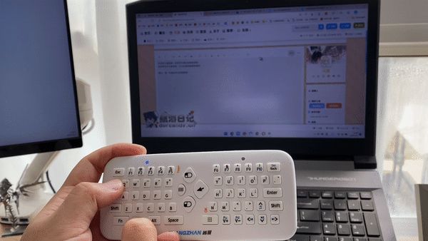 空中键鼠，巴掌大的键盘还能凌空操作，电视、电脑、投影仪都能用