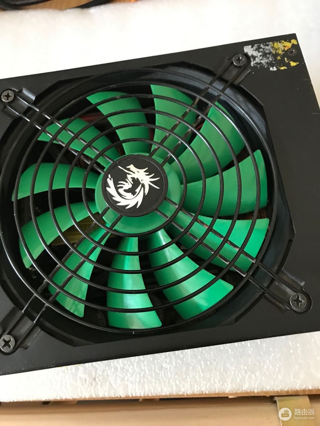 4元一把0.14A 1400转的散热风扇,让你的电脑电源瞬间安静袭来