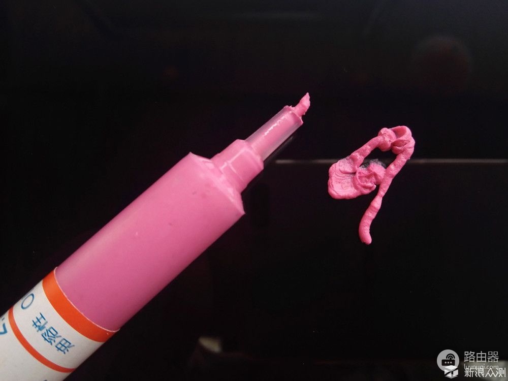 自己动手修复屏幕划痕及建议(电脑划痕如何修复)
