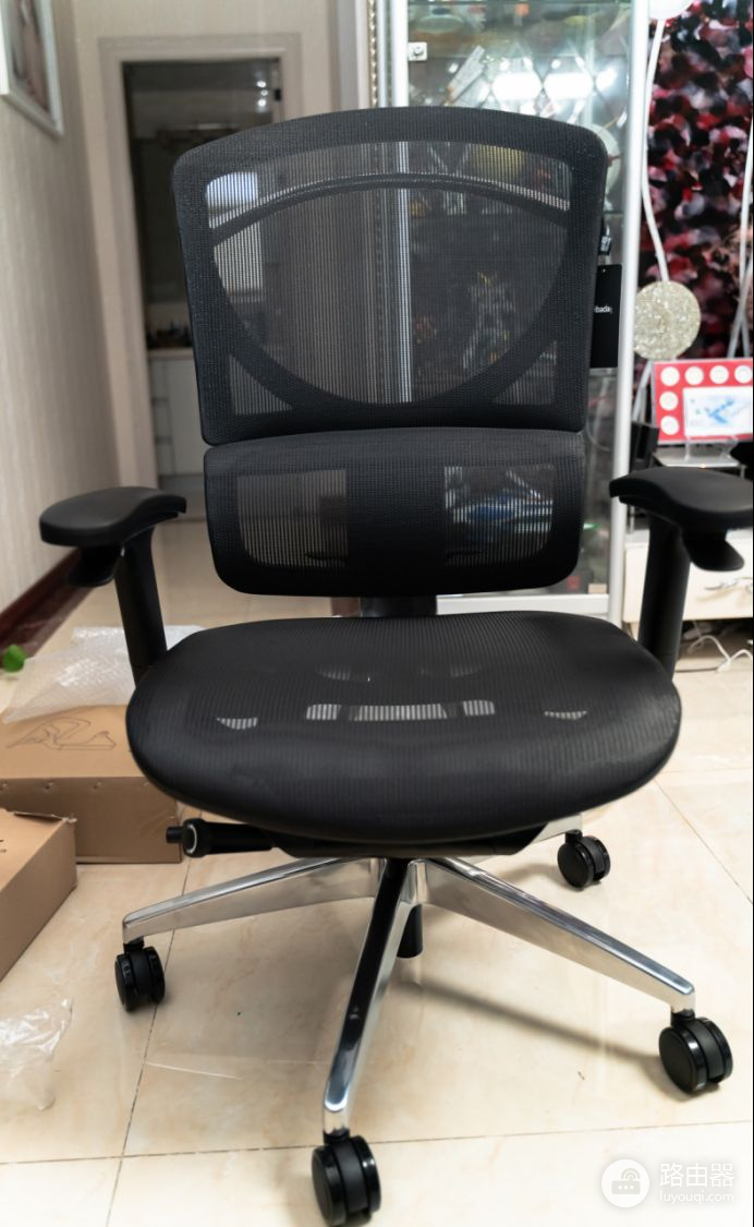 黑白调人体工学电脑椅(黑白调的人体工学椅怎么样)