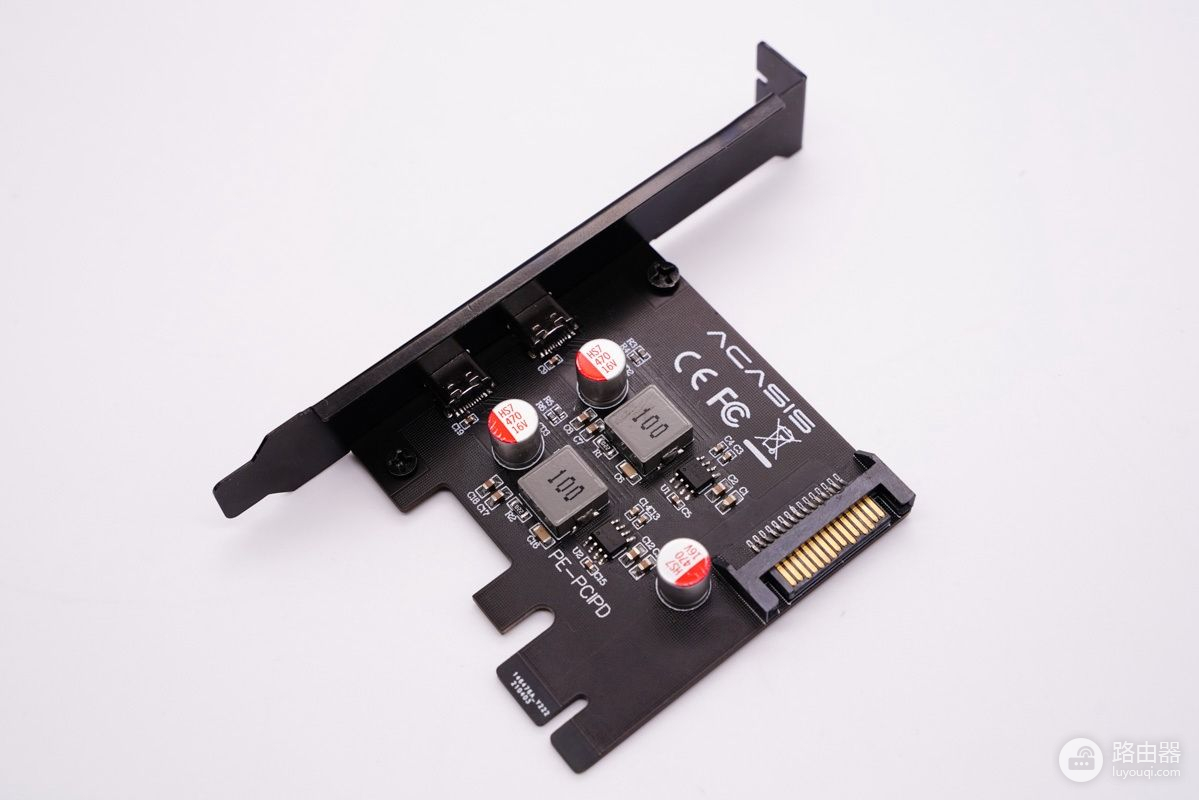 阿卡西斯推出PCI-E快充卡，台式电脑拥有双口PD输出