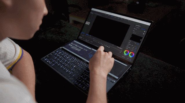 这个电脑的双屏幕(电脑使用双屏幕)