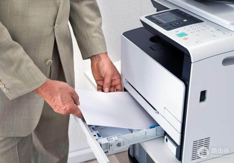 办公局域网内的打印机如何安装并分享(怎样安装办公室共享打印机)