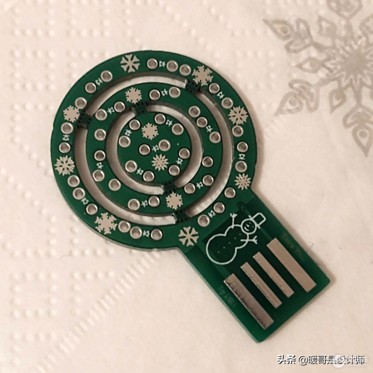 插入电脑就会点亮...(电脑点亮之后干啥)