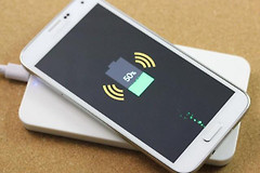 iPhone怎么充电才不伤电池(iPhone怎么充电不伤电池)