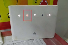 华为路由器为何亮红灯(华为路由器红灯一直亮)