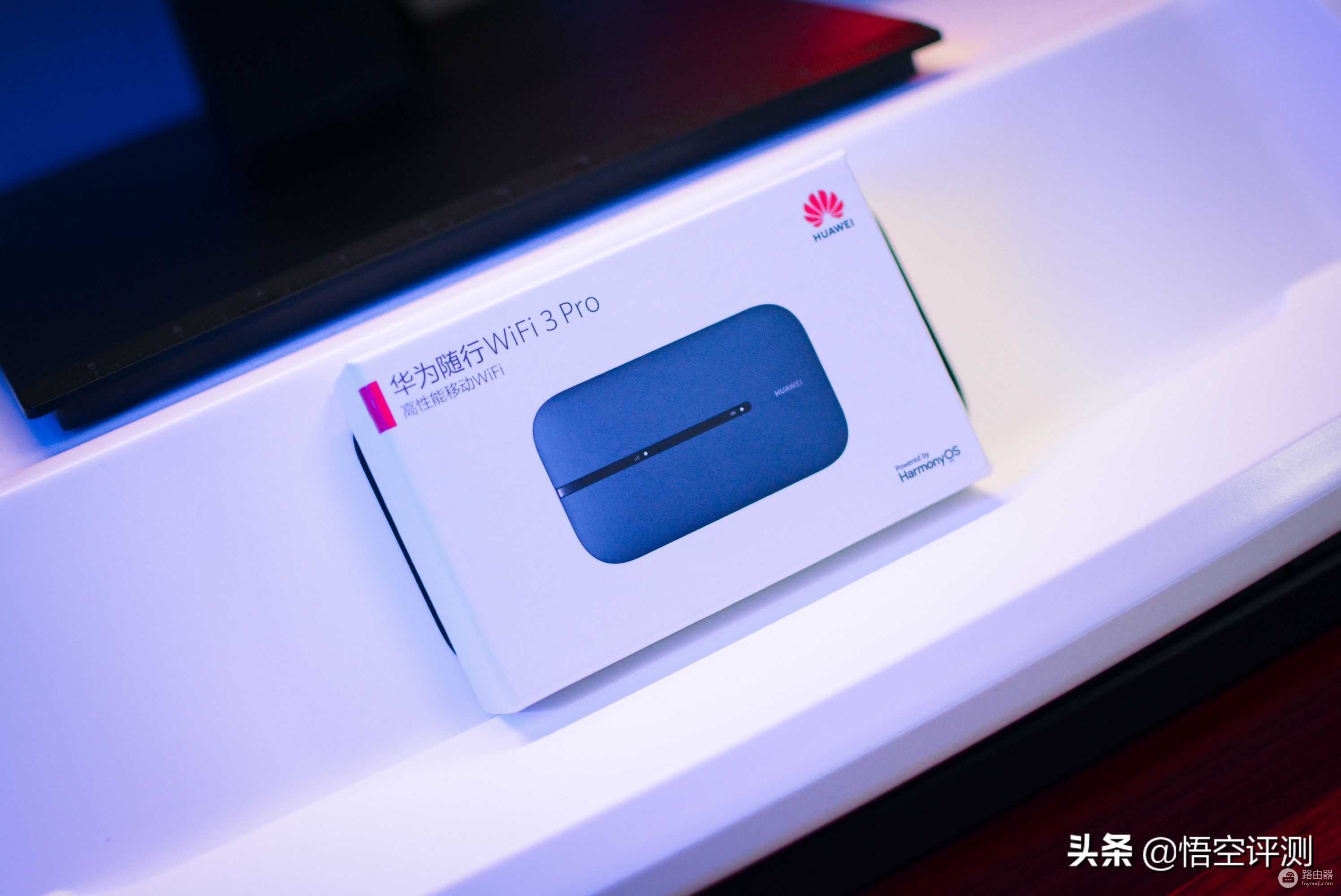 华为路由器究竟有多强?信用卡大小续航12小时:华为随行WiFi3 Pro