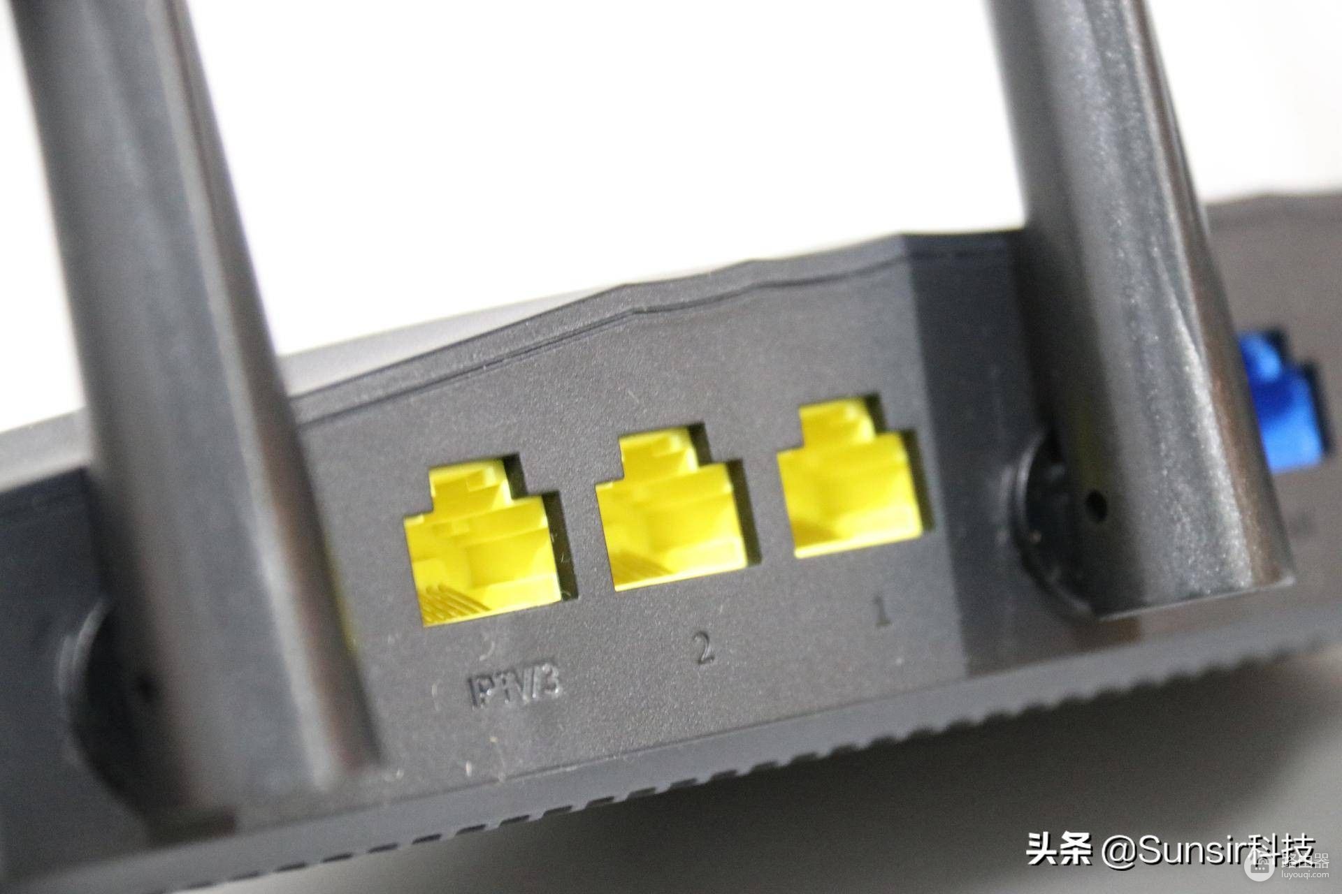 给家里的WIFI加双翅膀，腾达AC23千兆路由器体验