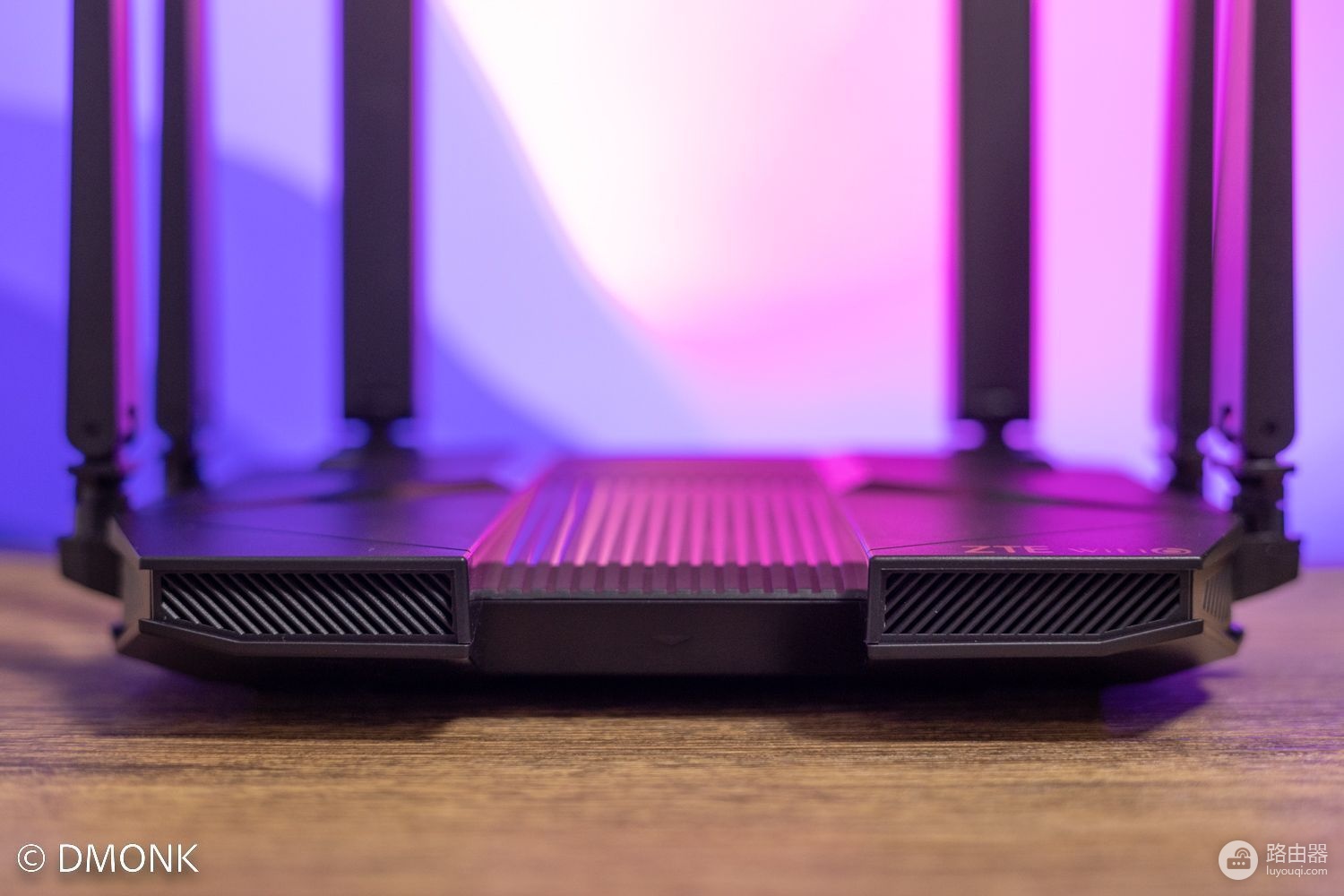 专业级配置，性能拉满的家用路由器——中兴AX5400Pro+