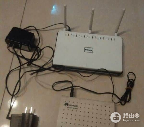 网速卡真着急,先别怪经营商,看看是不是路由器位置放错了!