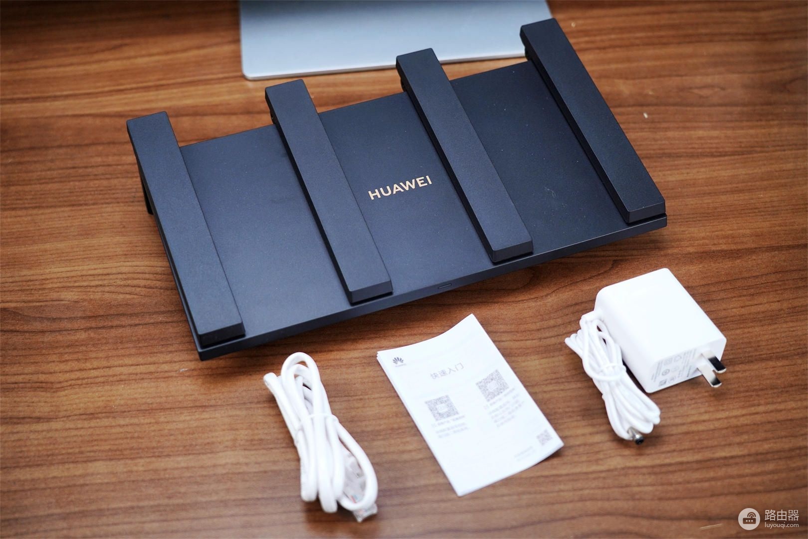 华为又出新路由器,支持WiFi6+,3倍穿墙,支持儿童上网关爱