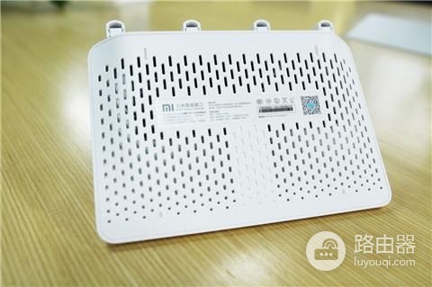 小米路由器3体验：5G频段WiFi信号超好，下载速率快