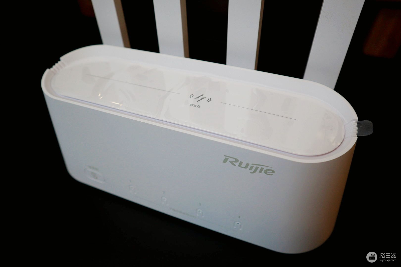 大户型低成本WiFi全屋覆盖方案,锐捷蜂鸟套装路由器评测