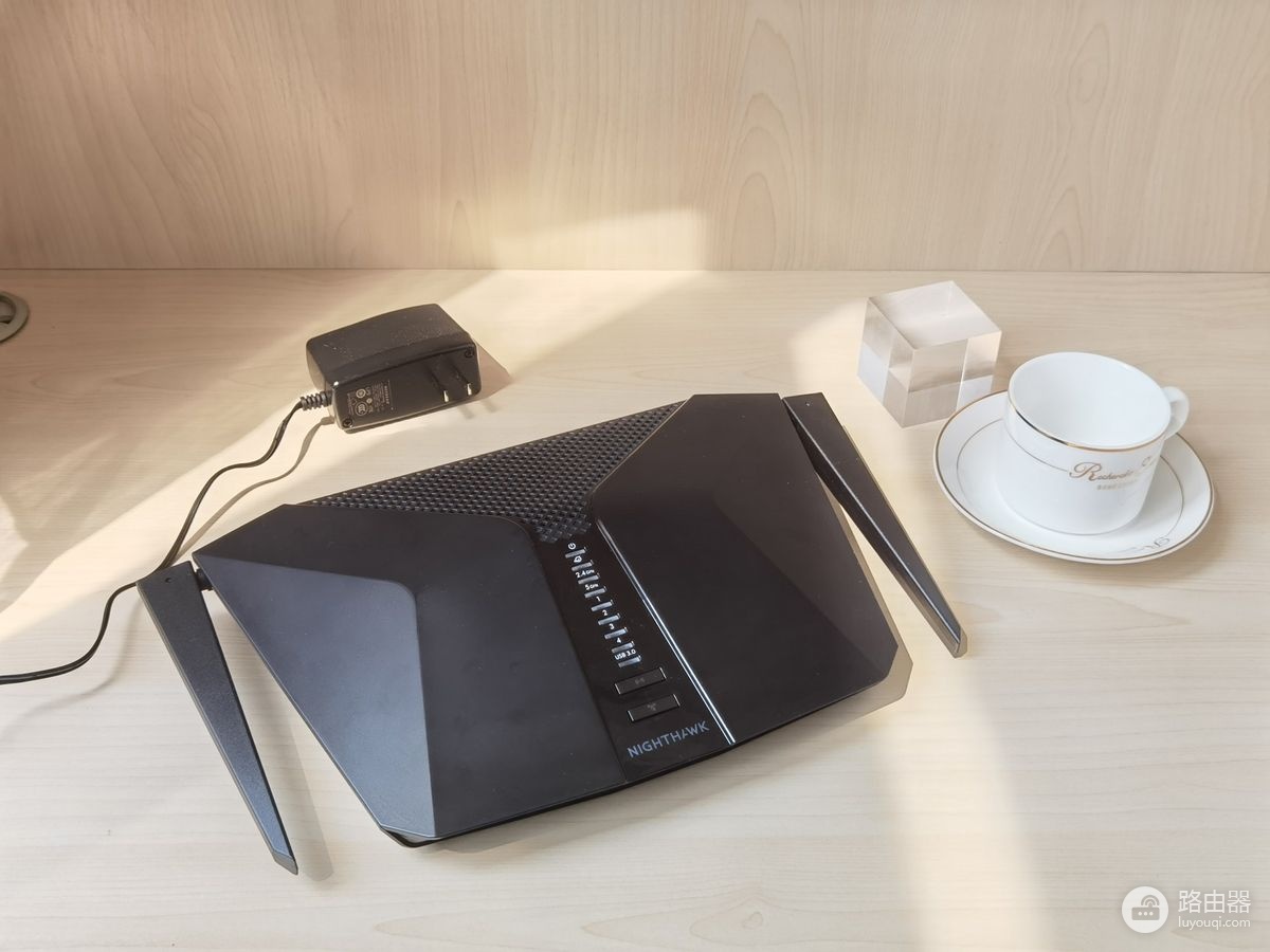 又一款夜鹰千兆WiFi6力作!网件RAX40路由器测评