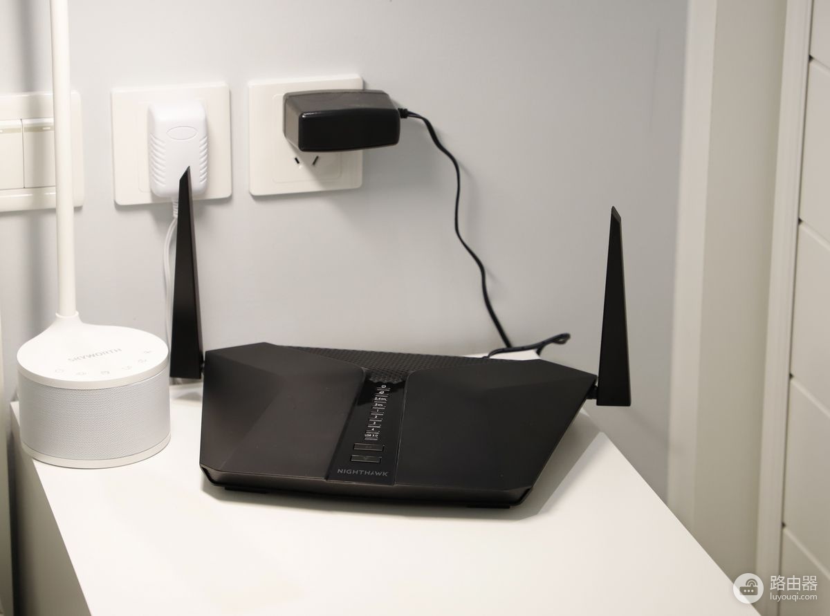 又一款夜鹰千兆WiFi6力作!网件RAX40路由器测评