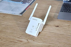 wifi隔堵墙信号变弱怎么办(路由器穿墙信号差怎么解决)