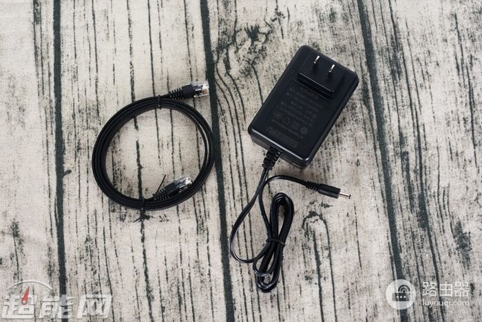 更适合“用户”选择的产品，D-Link DIR-882路由器评测