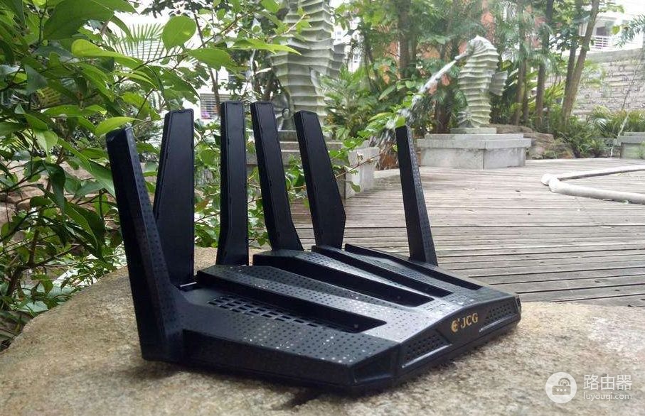终于明白了!移动的光猫自带WiFi,为啥很多人却要花钱买路由器?