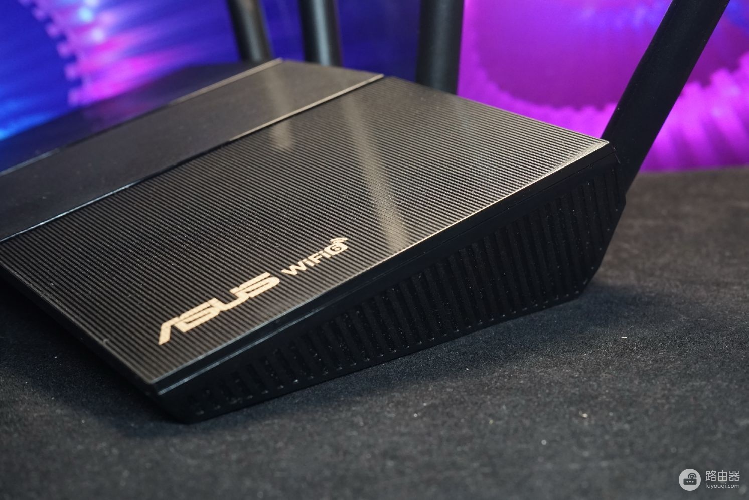 WiFi6路由器大升级:带游戏加速的华硕 AX56U热血版