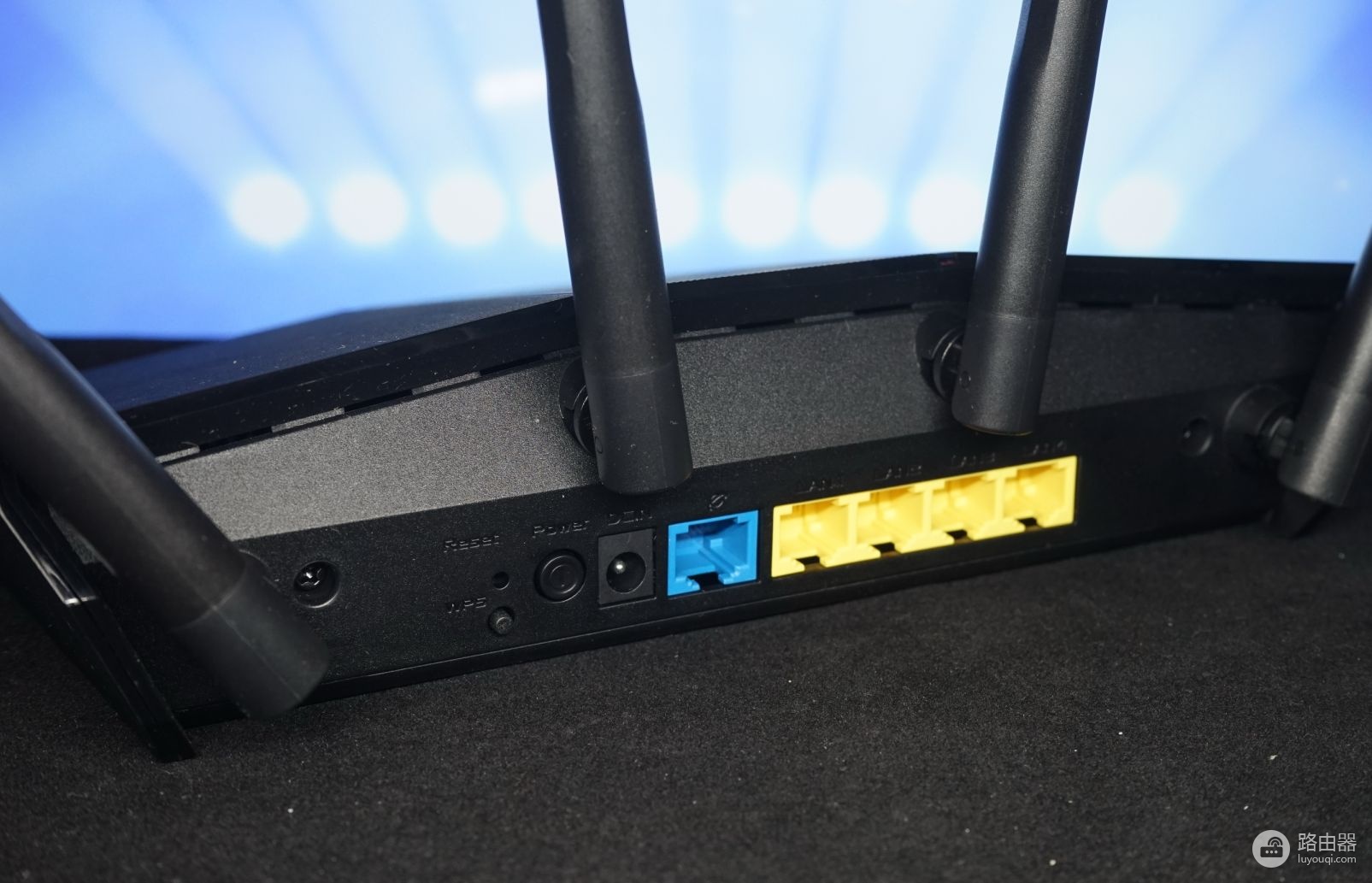 WiFi6路由器大升级:带游戏加速的华硕 AX56U热血版