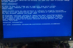 win10玩lol蓝屏解决方式是什么