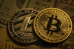 为什么关税新闻是大饼的买入信号？贸易壁垒如何利好加密资产