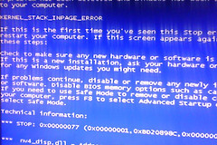 怎么解决win10误删注册表开机蓝屏