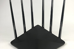 wdr7660千兆版和易展版区别 wdr7660千兆版和易展版不同点是什么）