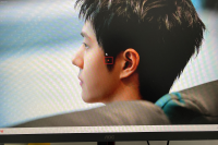 AOC显示器中间出现红色十字准星怎么消除