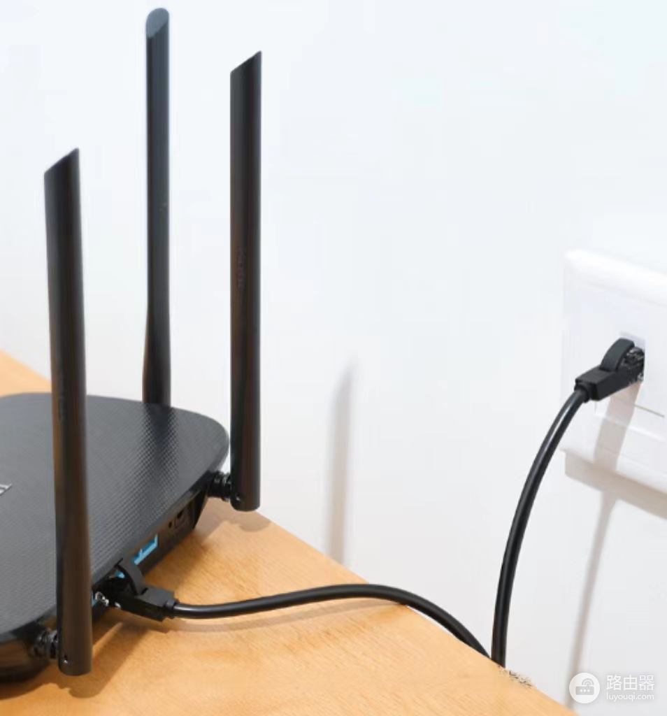 怎么wifi连接电脑上网(用网线和WiFi连接电脑，哪个网络信号会更好？现在终于明白了)