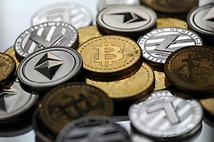 2025投资指南BDAG、SOL、XRP、HYPE谁的潜力更大？