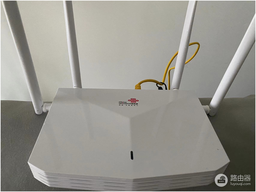 隐身wifi怎么破解(如何通过无线路由器管理系统隐藏自己的wifi,避免被蹭网)