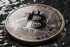 选择哪款挖矿软件更好？挖矿软件的关键功能与使用要点