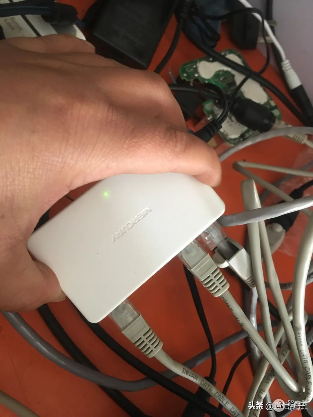 家庭wifi监控怎么安装(家里怎么安装监控，需要哪些设备)