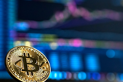 比特币多少钱一枚?看懂比特币2020-2026每年高低点与周期