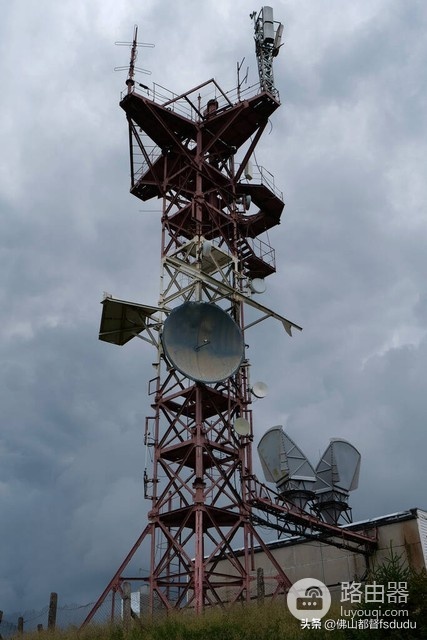 wifi没用是怎么回事(5G网络那么快,今后路由器没有存在的价值了?宽带也没用了?)