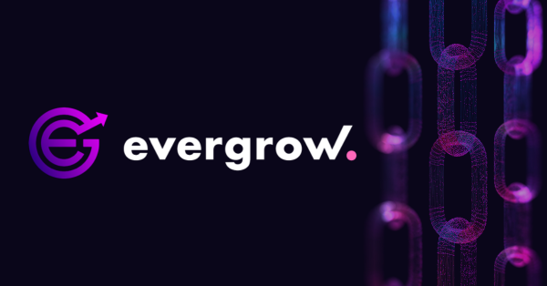 曾靠“持币躺赚”爆火的EverGrow,如今为何全面转向Solana?
