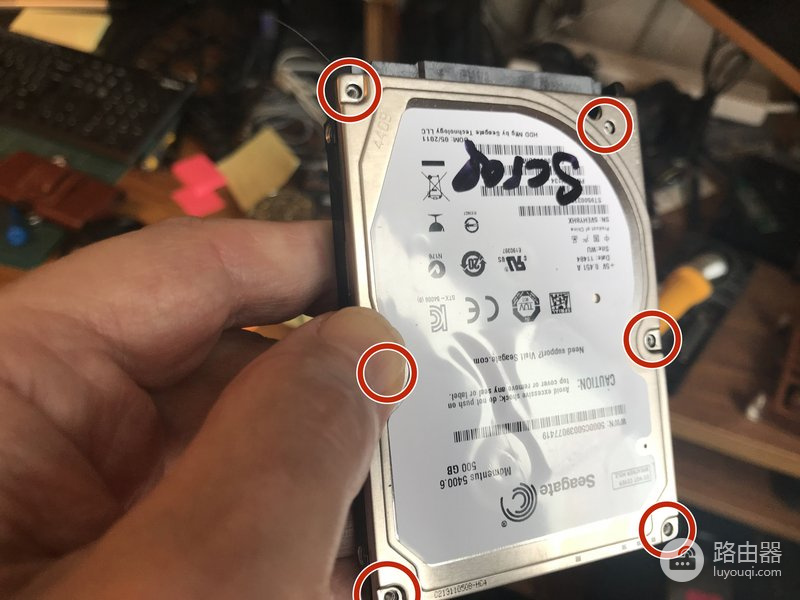 机械硬盘如何彻底删除数据？全盘覆盖与报废处置